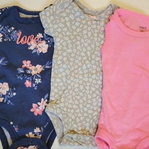 Carter's 3 pack Onesies